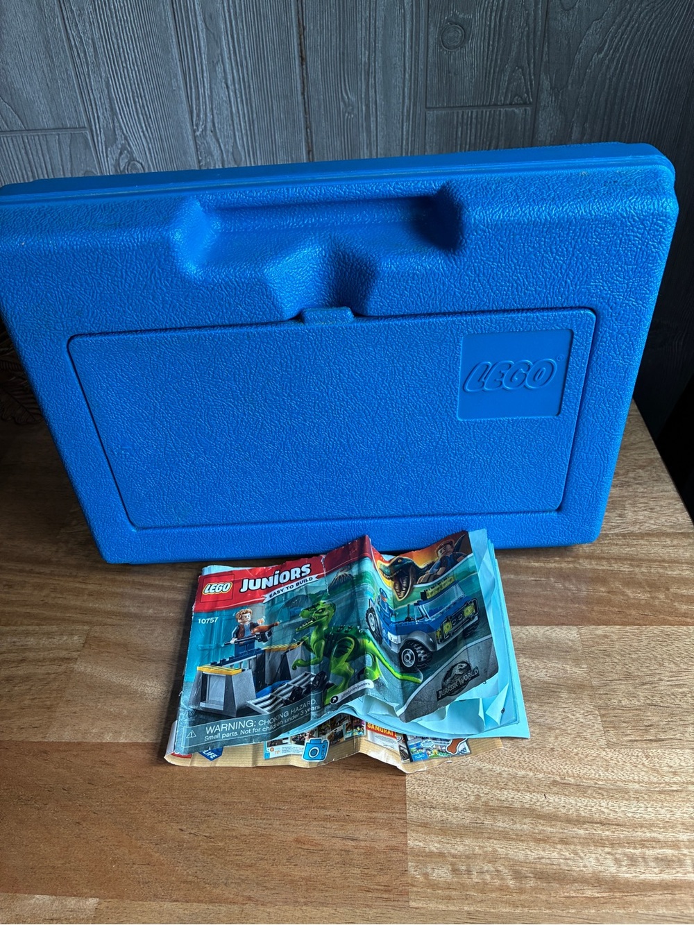 Lego Blue Storage Case with LEGO Juniors Lego Juniors 10757 RAPTOR RESCUE TRUCK